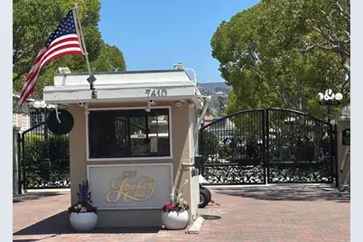 7489 Via De Fortuna, Carlsbad, CA 92009 - Photo 36