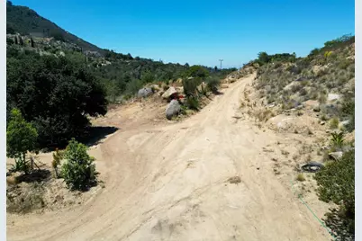 5589 Rainbow Creek Road, Fallbrook, CA 92028 - Photo 24