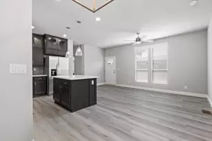 400 N Melrose Dr, Vista, CA 92083 - Photo 6