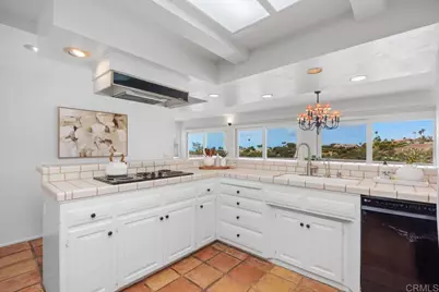 5942 Sagebrush Road, La Jolla, CA 92037 - Photo 8