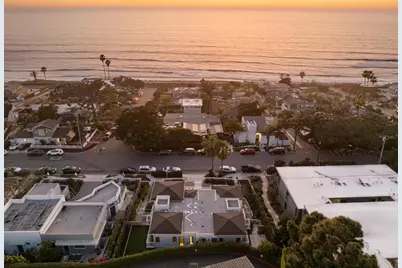 611 Stratford Ct, Del Mar, CA 92014 - Photo 2