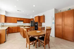 1043 Greenway Rd, Oceanside, CA 92057 - Photo 14