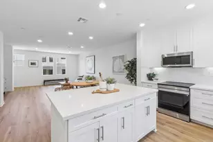 2639 Allium Wy, Carlsbad, CA 92008 - Photo 4