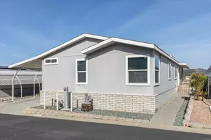 525 W El Norte Pkwy, Escondido, CA 92026 - Photo 2