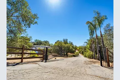 31390 Regina, Valley Center, CA 92082 - Photo 36