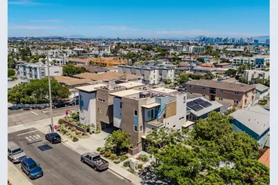 1423 Evergreen St, San Diego, CA 92106 - Photo 2