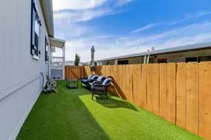 718 Sycamore Ave #, Vista, CA 92083 - Photo 22