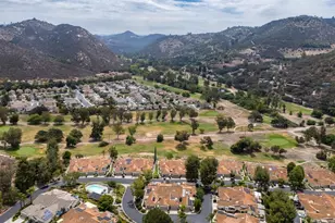 29665 Castle Creek Ln, Escondido, CA 92026 - Photo 36