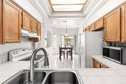 29665 Castle Creek Ln, Escondido, CA 92026 - Photo 10