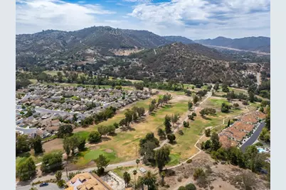 29665 Castle Creek Ln, Escondido, CA 92026 - Photo 42