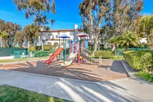 259 Lucia Way, Oceanside, CA 92057 - Photo 36