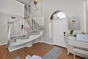 6025 E Hackamore Ln, Anaheim, CA 92807 - Photo 8