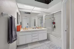 6025 E Hackamore Ln, Anaheim, CA 92807 - Photo 20
