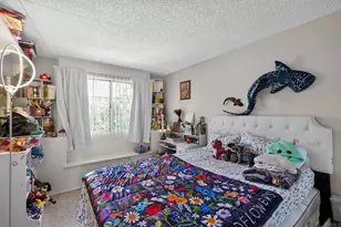 6025 E Hackamore Ln, Anaheim, CA 92807 - Photo 22