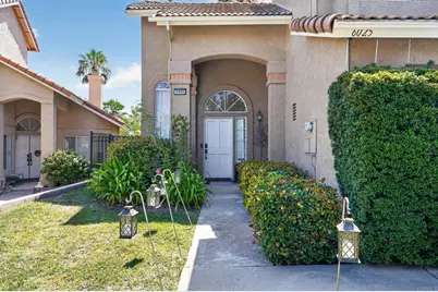 6025 E Hackamore Lane, Anaheim, CA 92807 - Photo 2