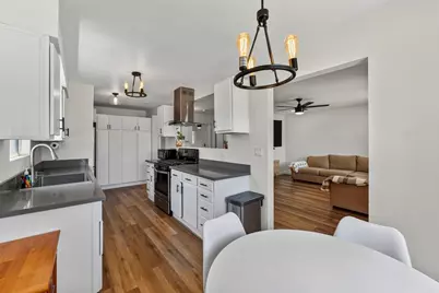 885 Via Felicidad, Vista, CA 92084 - Photo 4