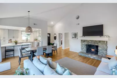 8507 Circle R Course Lane, Escondido, CA 92026 - Photo 2