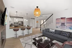 2705 Plumeria Dr, Carlsbad, CA 92009 - Photo 4