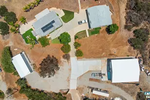 2051 Rainbow Glen Rd, Fallbrook, CA 92028 - Photo 2