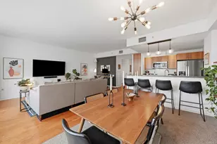 350 11th Ave, San Diego, CA 92101 - Photo 2