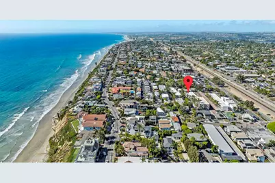 127 W Glaucus Street #B, Encinitas, CA 92024 - Photo 2
