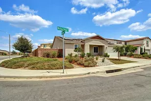 34082 Willow Stone St, Murrieta, CA 92563 - Photo 2
