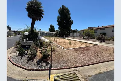 525 W El Norte Parkway, Escondido, CA 92026 - Photo 4