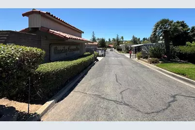 525 W El Norte Parkway, Escondido, CA 92026 - Photo 14