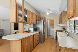 369 Alpine Ln, Oceanside, CA 92054 - Photo 14
