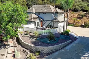 8308 Courtney Ln, Santee, CA 92071 - Photo 2