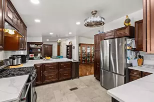 400 N Melrose Dr, Vista, CA 92083 - Photo 16