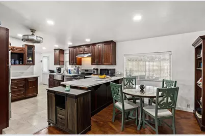 400 N Melrose Drive #23, Vista, CA 92083 - Photo 12