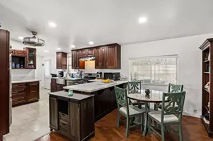 400 N Melrose Dr, Vista, CA 92083 - Photo 12