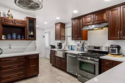 400 N Melrose Drive #23, Vista, CA 92083 - Photo 14