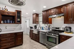 400 N Melrose Dr, Vista, CA 92083 - Photo 14