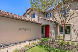 1178 Newcastle Ct, Oceanside, CA 92056 - Photo 2