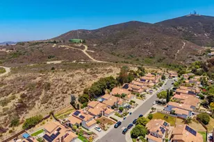 9220 Calle De Vista Oeste, San Diego, CA 92129 - Photo 40