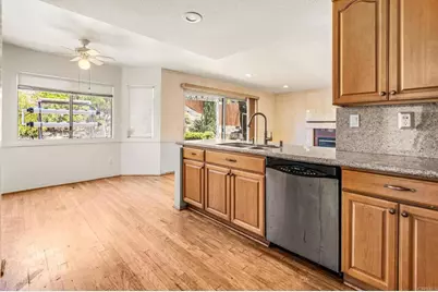 9220 Calle De Vista Oeste, San Diego, CA 92129 - Photo 10
