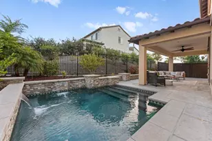261 Flores Ln, Vista, CA 92083 - Photo 4