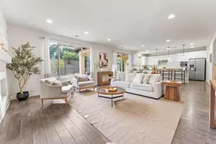 261 Flores Ln, Vista, CA 92083 - Photo 8