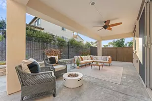 261 Flores Ln, Vista, CA 92083 - Photo 4