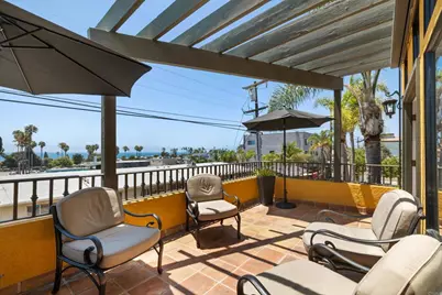 2152 Manchester Avenue, Cardiff by the Sea, CA 92007 - Photo 4