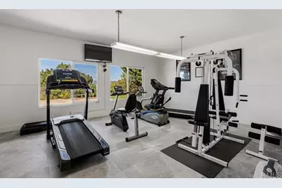 4362 Dowitcher Way, Oceanside, CA 92057 - Photo 32