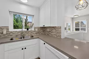10466 Caminito Sulmona, San Diego, CA 92129 - Photo 8
