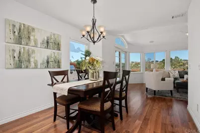 7304 Lantana, Carlsbad, CA 92011 - Photo 8