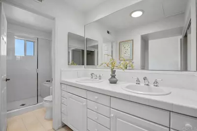 7304 Lantana, Carlsbad, CA 92011 - Photo 24