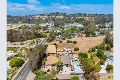 3681 Manchester Avenue, Encinitas, CA 92024 - Photo 16