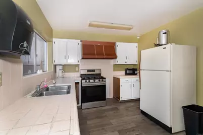 1333 Olive Avenue #Spc 27, Vista, CA 92083 - Photo 36