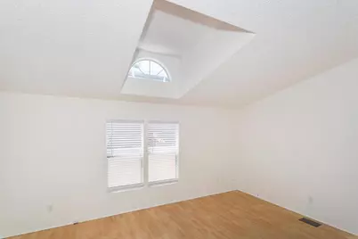 1333 Olive Avenue #Spc 27, Vista, CA 92083 - Photo 10