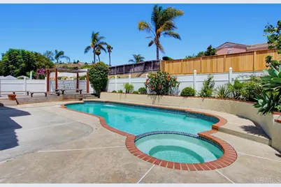 3444 Meadow View Drive, Oceanside, CA 92058 - Photo 2